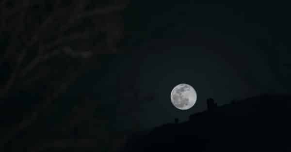 Où a été prise la photo de la lune sur Pix ? - Le Petit Webmaster